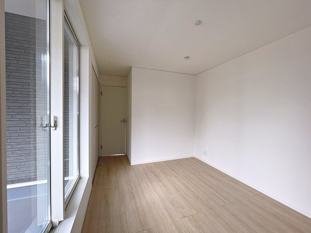 新築戸建・新築建売　福島市南沢又第21　清水小学校・清水中学校の玄関|落ち着きのある空間で自分だけのプライベートな時間をお過ごしください！