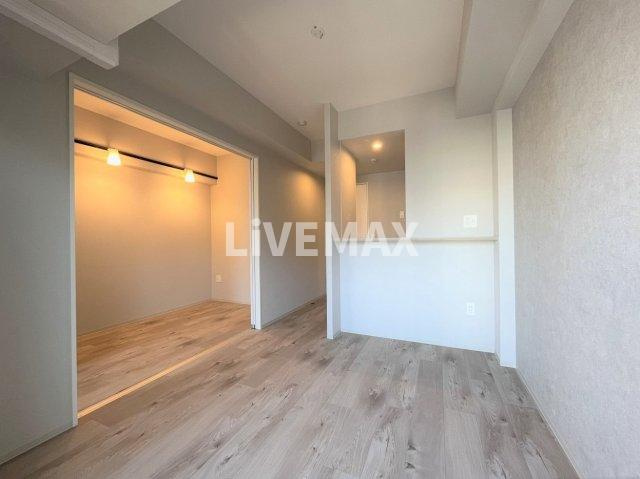【居間・リビング】The 9th Residence Sakae Side