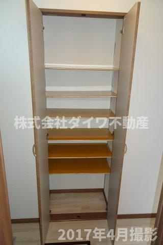 ハイツボヌールB棟の収納