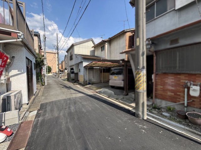 南区神松町二丁目土地の前面道路含む現地写真