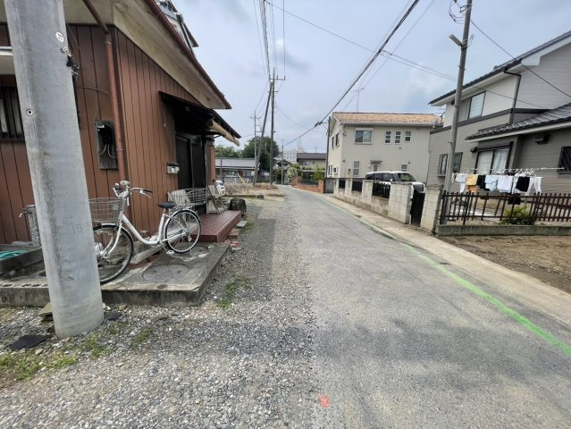 【前面道路含む現地写真】 | 中古一戸建て　熊谷市佐谷田