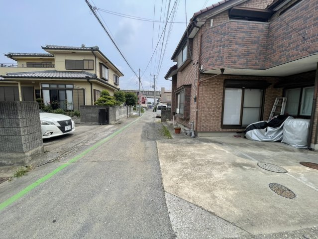 【前面道路含む現地写真】 | 中古一戸建て　熊谷市佐谷田