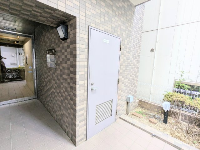 スカーラ台東根岸のその他共用部分|～ごみ置き場 写真～