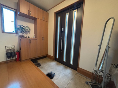 【玄関】 | 前橋市女屋町　オール電化　3SSLDK