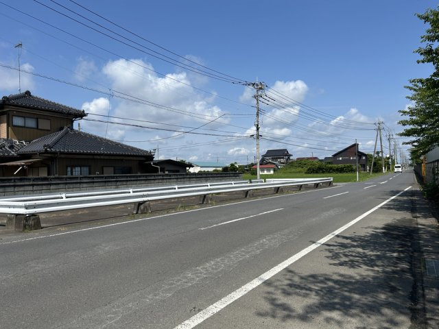 阿見町阿見 土地の前面道路含む現地写真|北東側道路の写真