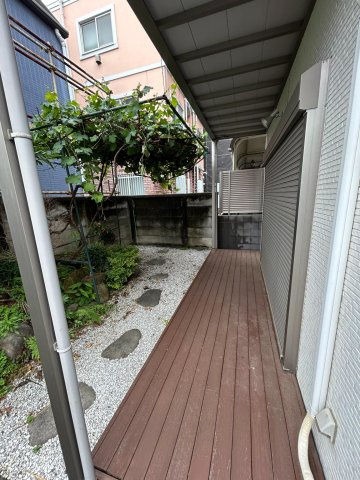 宮町戸建の庭