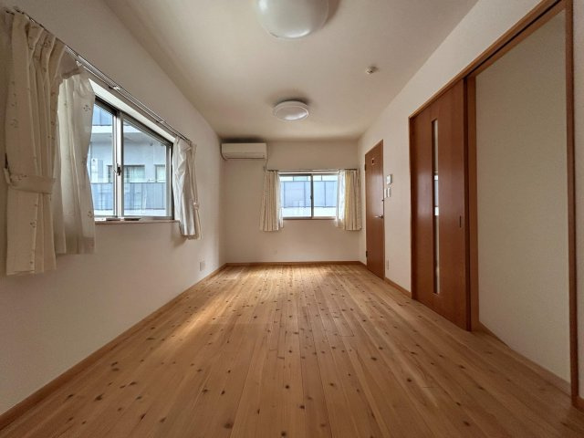 宮町戸建の寝室
