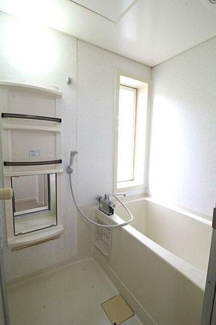 【浴室】 |  メゾンティーンカーベル