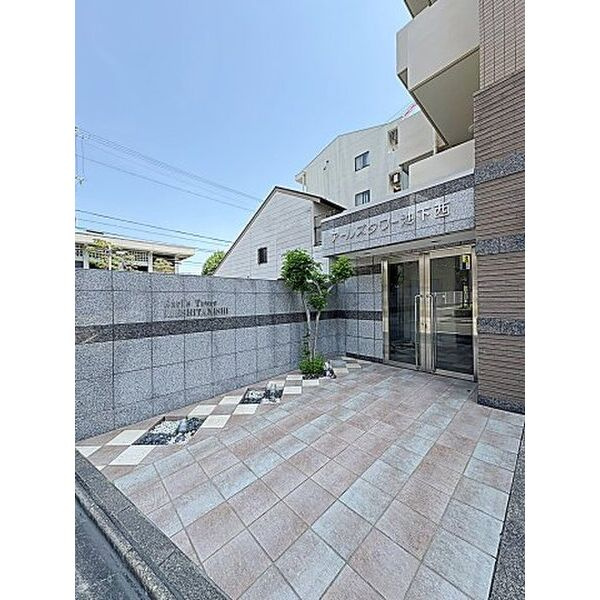アールズタワー池下西　名古屋市賃貸　仲介手数料無料のエントランス