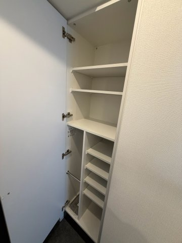 レジデンス東別院スクエアⅡの収納