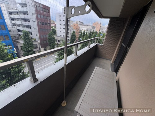 【バルコニー】