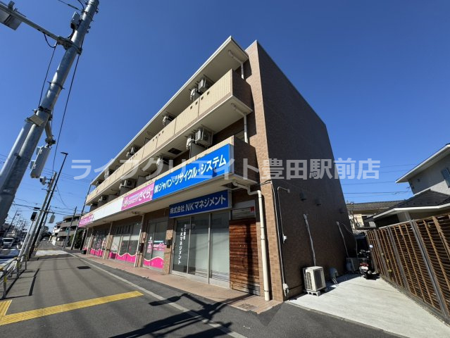 三沢NKマンションの外観
