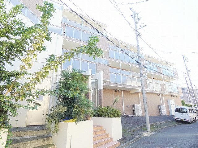 三沢NKマンションの外観