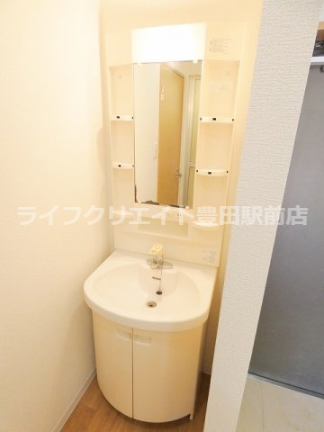 三沢NKマンションの洗面所
