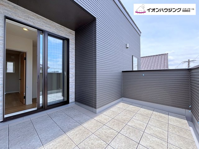 ﾄﾚｽﾃｰｼﾞJR原田駅前1号棟