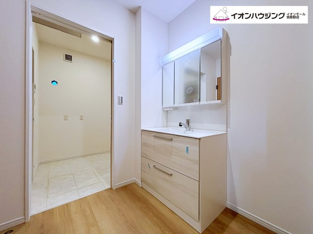 ﾄﾚｽﾃｰｼﾞJR原田駅前1号棟