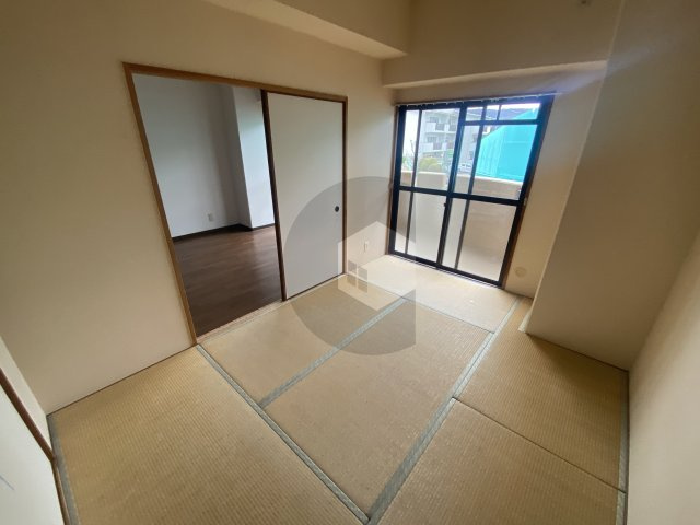 フローリッシュ北田の寝室