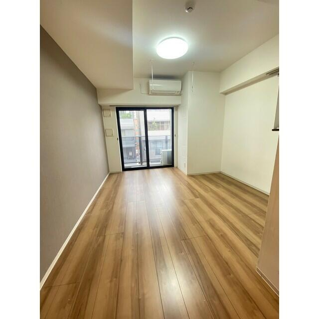 ラヴィータ新御徒町の居間・リビング