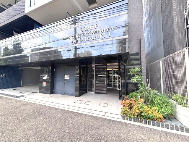 エスライズ神戸三宮山手通壱番館のエントランス