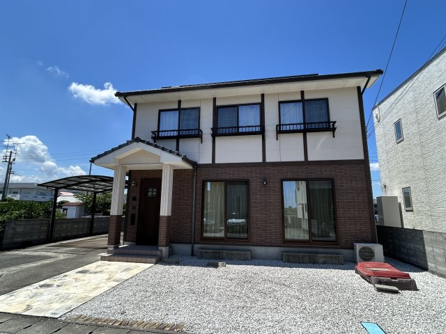 小松島市大林町字金岡太陽光付き中古戸建の外観
