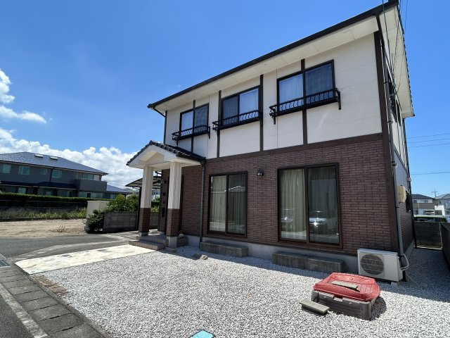 小松島市大林町字金岡太陽光付き中古戸建の外観