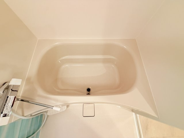セレニテ神戸元町クレアの浴室