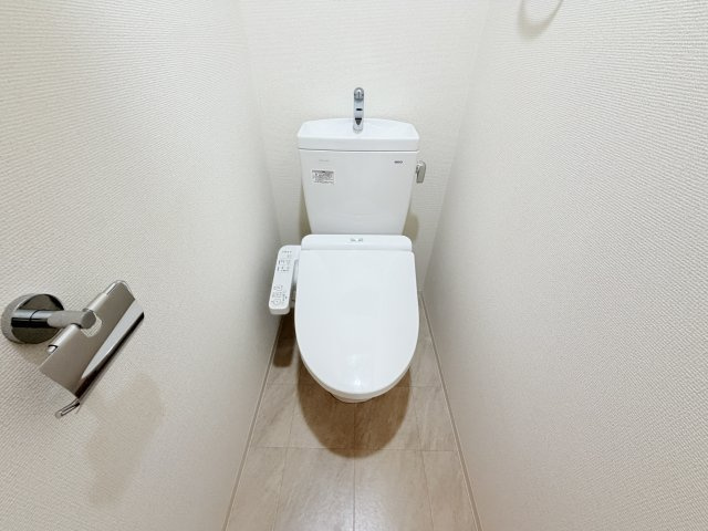 セレニテ神戸元町クレアのトイレ
