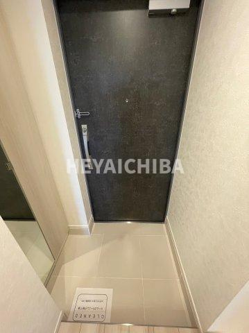 メイクス浅草EASTの玄関