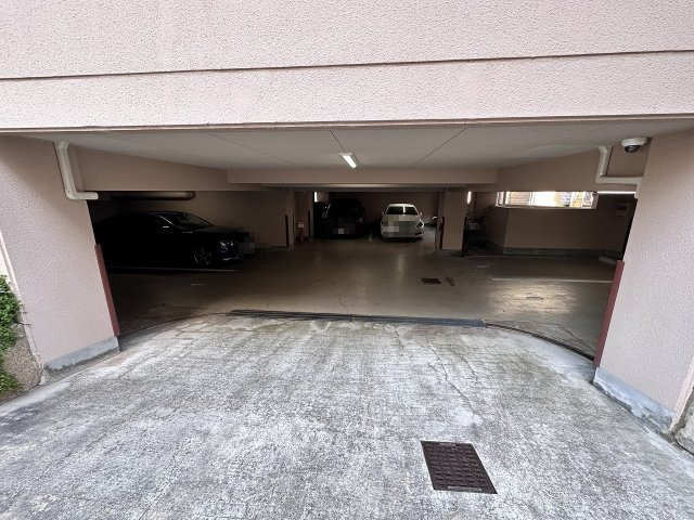 【駐車場】中山手ミオ壱番館