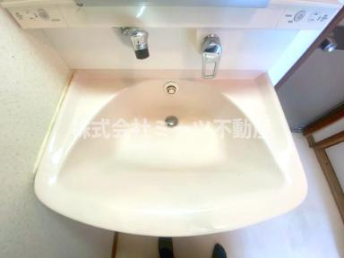 菱江5丁目　中古戸建の独立洗面台