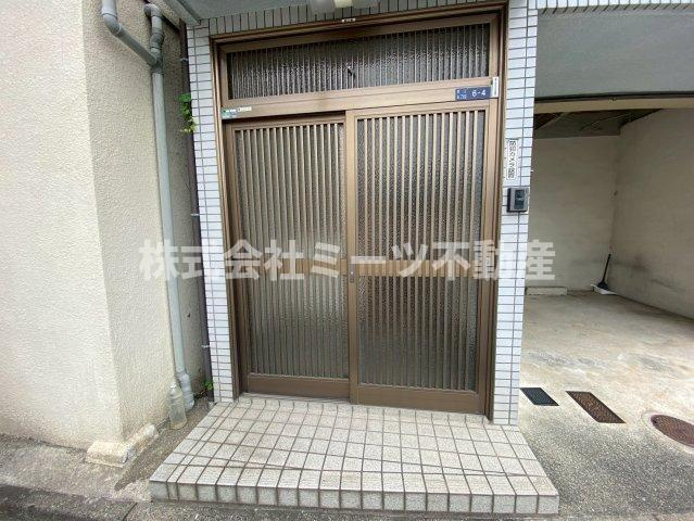 菱江5丁目　中古戸建の玄関