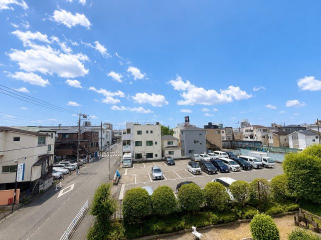 ライオンズマンション船堀親水公園の展望|空の広がりを感じながら、ゆったり暮らせる住まいです。