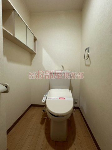 デュエールのトイレ|落ち着いたトイレです