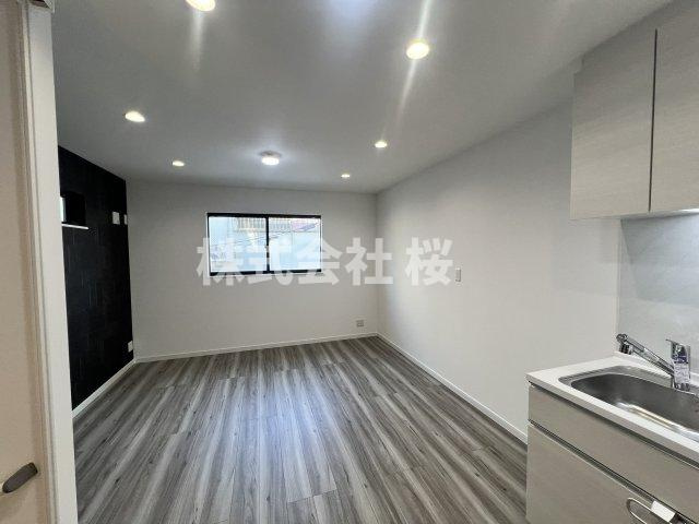 淀川区三津屋北2丁目　新築戸建の居間・リビング|こちらのリビングで趣味の時間をお楽しみください