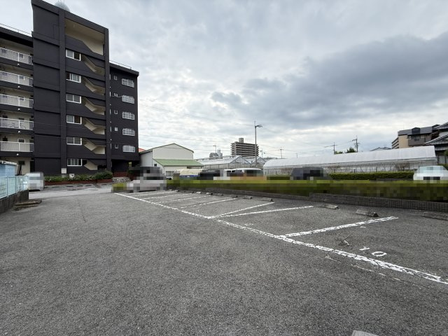 Enearl・Kumazawaの駐車場