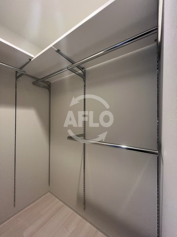 リビオレゾン塚本ステーションプレミアの収納|ウォークインクローゼット