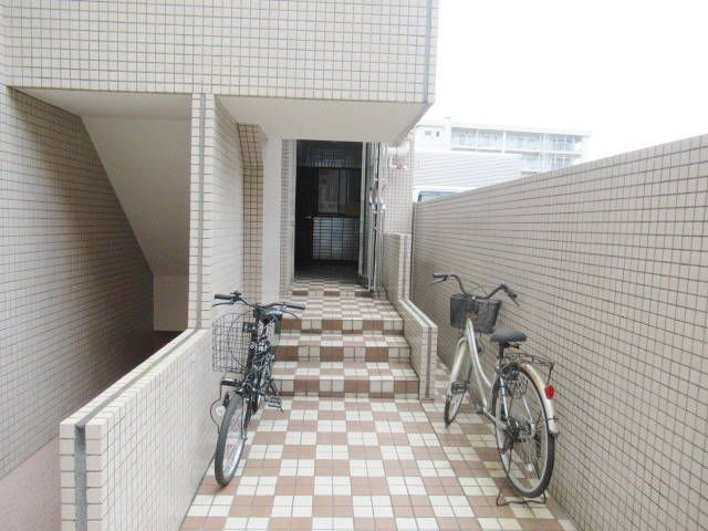 アーバンハイツグッドマンのエントランス