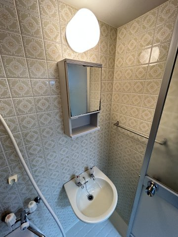 大阪市中央区高津３丁目の賃貸マンションの洗面所