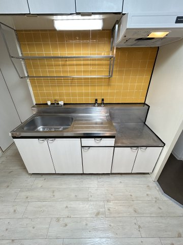 大阪市中央区高津３丁目の賃貸マンションのキッチン