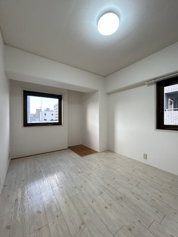 大阪市中央区高津３丁目の賃貸マンションの寝室