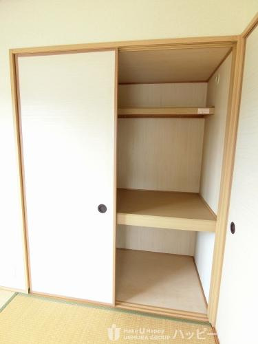 フォーレスト弐番館の収納|別号数タイプ