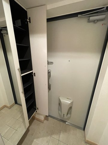 GARBOの玄関