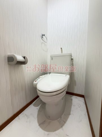シーベルのトイレ|落ち着いた色調のトイレです