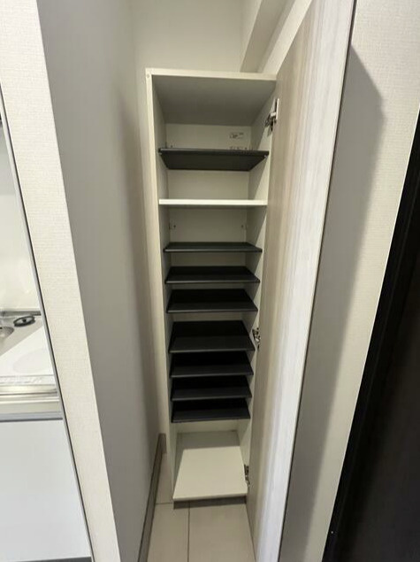 メゾンシンリの玄関