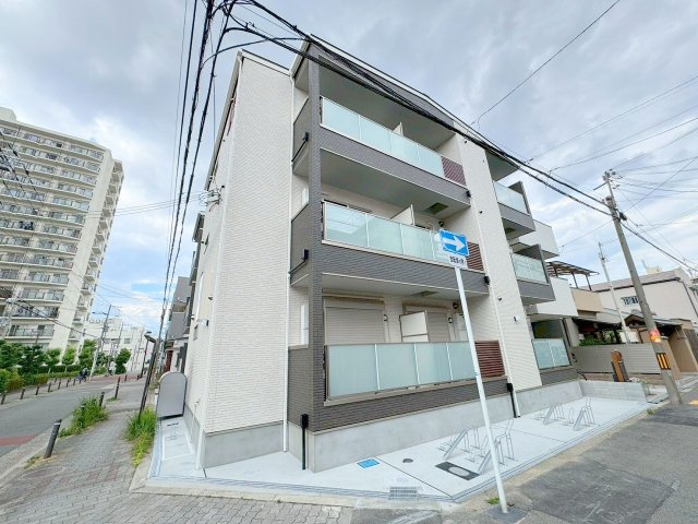 グリッター上新庄の外観