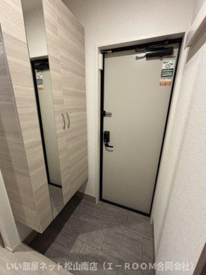 【玄関】 | クランツ泉町