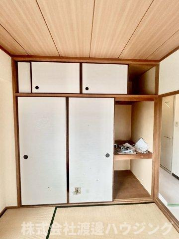 フレール江坂の収納