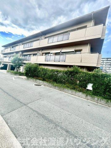 フレール江坂