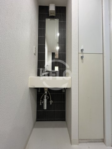フロンティアゲート淀川の独立洗面台|洗面台