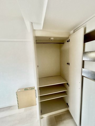 アスリート江坂2番館の収納